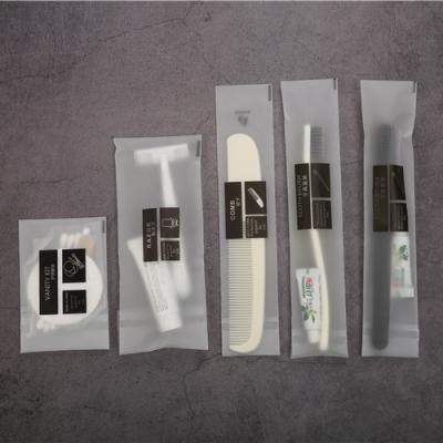 China Top Quality Exquisite Disposable Hotel Amenities Travel Personalized Packaging Hotel Toiletries for sale