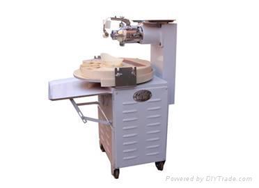 China Full-automatic steamed stuffed bun machine for sale