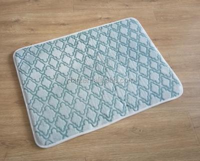 China Sustainable Ogee Duo Cut Out Pile Microfiber Memory Foam Bath Mat for sale