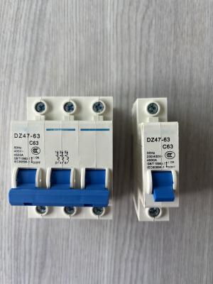 중국 Gb10963 Dz47-63 Type Ac230 Volt 3poles Circuit Breaker 63 Amp 1pole 판매용