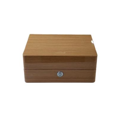 China Recycled Materials Storage Box Wooden Box Customized Hinged Pine Wood Box For Watch for sale