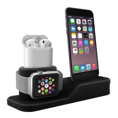 China Silicone 3 in 1 Charging Dock Holder For Iphone X 8 7 Iphone 6 Silicone Holder Charging Station For Apple Watch Airpods for sale