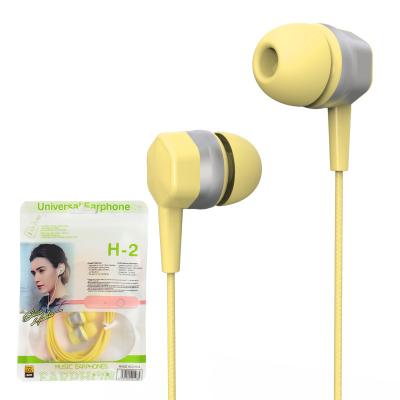 China In-ear In-ear Earphone With Microphone And Sound Cancel Wired Earphone for sale