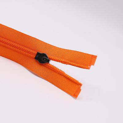 China Other Material Nylon Zipper Water Resistant Reliable No Slip Easy To Pull Nylon Zipper for sale