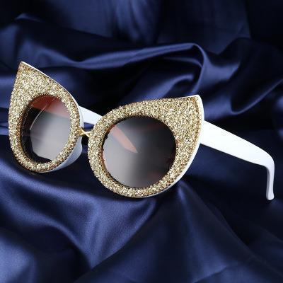 China Classy Rhinestone Shades Women Sunglasses Thin Diamond Frame Cat Eye Sunglasses For Female Uv400 for sale