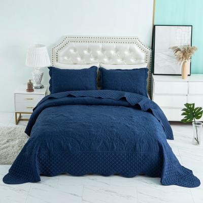 China Nondisposable High Quality 100% Polyester Bed Sheet Set Three Piece Bedding Set Solid Color Computerized embroidery clip edge for sale