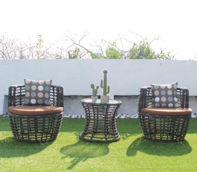 China Modern Garden Aluminum Outdoor Wicker 2 Chairs and French Furniture Modern Style Table Leisure Bistro Sets for sale