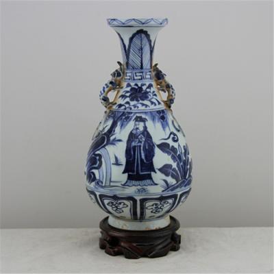 China Chinese Traditional Chinese Artist Blue And White Ceramic Porcelain Hand Painted Antique Vase For Collection for sale