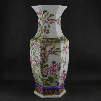 China Traditional Chinese Jingdezhen Classic Heavy Family Mounted Porcelain Ceramic Flower Decoerative Vases for sale