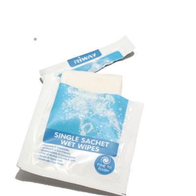 China Flow Wrap With Resealable Label Single Sachet Printhead Printhead Cleaning Wet Wipes for sale