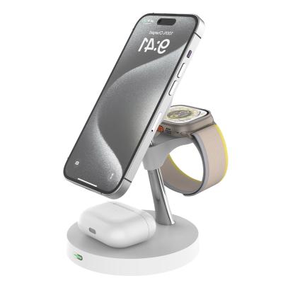 China 4 en 1 cargador inalámbrico magnético 15W para Iphone 16/15/14/13/12 para Airpods auriculares Qi teléfonos en venta