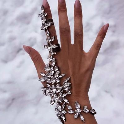 China New CLASSIC Ice CZ Finger Ring Bracelet Zircon Hand Chain India Wedding Bridal Bride Hand Jewelry Chain for sale