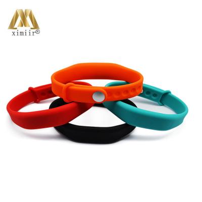 China PVC Wristband Silicone Wristband Wrist Band Door Access Control Electronic Card (Glossy Outside) 10pcs/lot TK4100 RFID Smart for sale