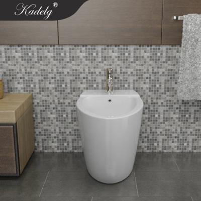 China New Design Modern Hot Selling Europe Ceramic Female Bidet for sale