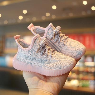 China 2022 New Children's Sneakers Boys Fashionable Non-slip Casual Cheap Football Waterproof Running Shoes Girl for sale