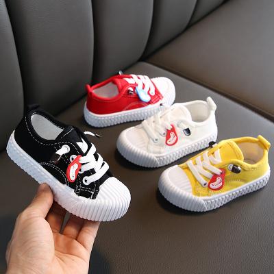 China Boys Breathable Shoes Girls Fashion Baby Prewalker Shoes High Low Kids Flat Canvas Shoes for sale