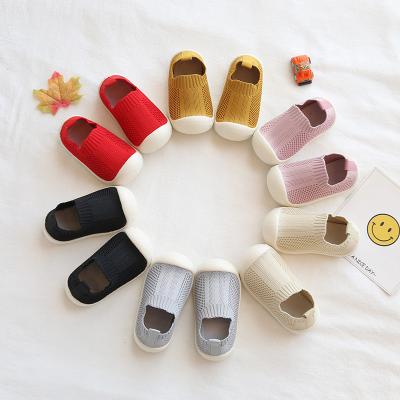 China Toddler Summer Soft Shoes Flight Woven Rubber Flat Mesh Breathable Solid Crochet 3 Year Old Baby Shoes for sale