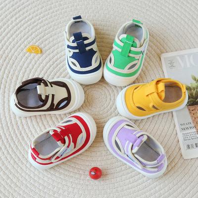 China Baby Flat Summer New Arrival Children's Hollow Breathable Canvas Shoes for Girls and Boys for sale