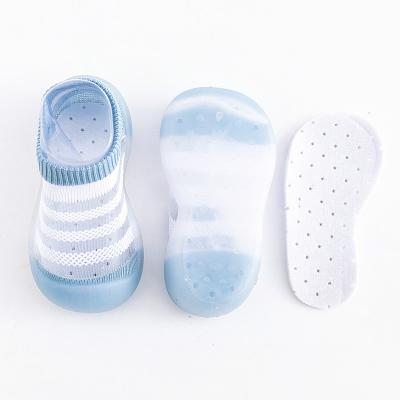 China 2022 QUICK DRY Shift New Baby Summer Mesh Breathable Rubber Socks Shoes Socks With Transparent Sole for sale