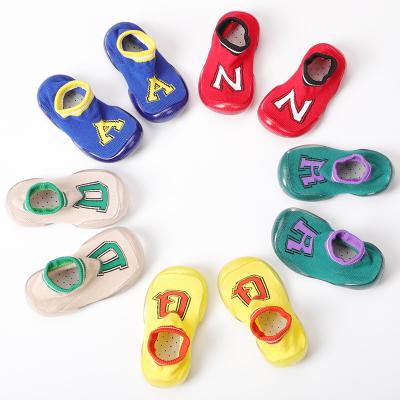 China Wholesale QUICK DRY Summer Baby Walking Anti Slip Rubber Shoes Kid Knitted Socks Shoes With Letter Design for sale