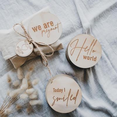 China Europe New Style Newborn Photography Props Pregnancy Wooden Announcement Baby Milestone Monthly Records for sale