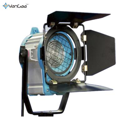 China 650W Fresnel Aluminum Continuous Spot Tungsten Video Studio Lights For Film for sale