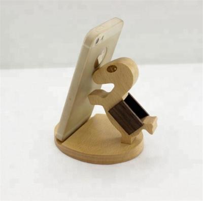 China 2018 New Design Wooden Phone Cute Stents Horse Wooden Cell Phone Holder for sale