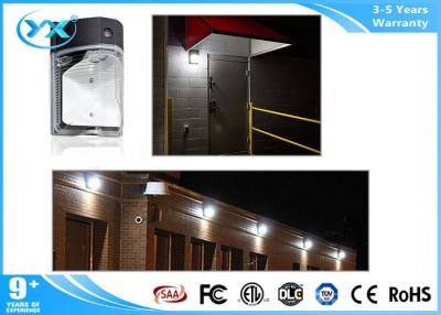 China 17W / 25w 1600-2200lm cri >80 Led Wall Pack Lights ip65 212 x 139 x 100 for sale