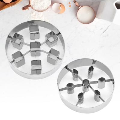 China Sustainable Stainless Steel Christmas Cookie Molds Diy Chocolate Chip Cookies For Home Baking Cake Circle for sale