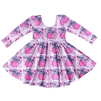 China Wholesale Anti-static Heart Pink Color Clothes Baby Print Pattern Cute Dress Pretty Pretty for sale