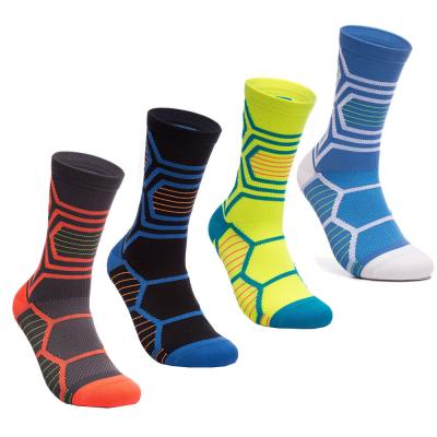 China QUICK DRY Manufacturing Custom Logo Outdoor Cycling Socks Wear Heavy Duty Bicycle Socks Running Sports Socks Men for sale