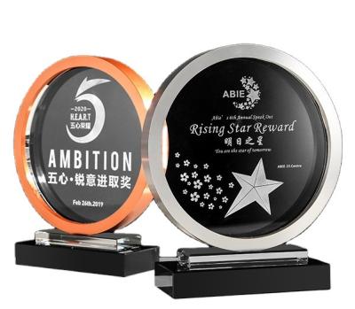 China China Business Gift Award Manufacturer Customize Logo Wooden Base Crystal Metal Trophy For Business Gift for sale