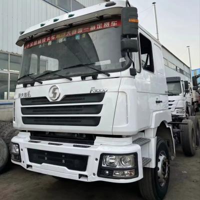 China SINOTRUK HOWO White tractor made in China Left hand dr ive Right hand dr ive 6x4 tractor truck howo tractor truck > 8L for sale