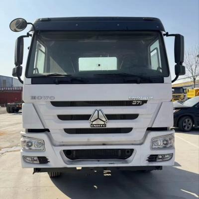 China Sinotruk Group HOWO 6*4 motor tractor howo tractor truck head rc tractor truck 6.8*2.5*3.1 for sale