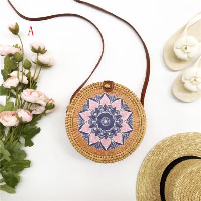 China Bohemian Women Round Straw Handbag Rattan Shoulder Bag Beach Circle Handmade Bag for sale