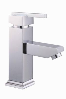 China Single Lever Deck Mounted Bath Taps / Single Hole Square Basin Mixer Taps for sale