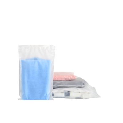 China Disposable Zipper bag for wholesale clothing Transparent clothing packaging bag Customized clothing plastic bag for sale