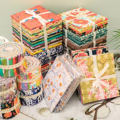 China Wholesale Patchwork Digital Cotton Quilted Floral Quilting Shrink-Resistant Quilting Pattern Printing Quilting Fabrics Shrink-Resistant Jelly Roll Fabric For Quilting for sale