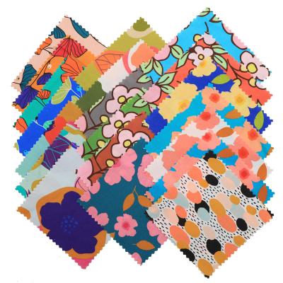 China Shrink-Resistant 100% Cotton Woven Quilting Fabric Papers Fabric Square Quilting Fabrics for sale