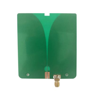 Cina UWB PCB Outdoor Directional Antenna 1.3Hz-13.4GHz 9dBi 80x72x0.6 in vendita