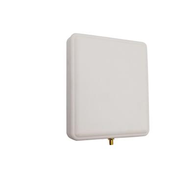 China 14dBi UWB Antenna Outdoor Ultrawideband 3700-4200MHz SMA Connector 140x120x25 for sale