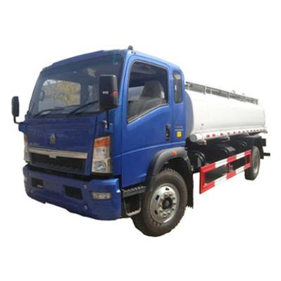 China Transport oil howo sinotruck 4x2 3-5t aircraft truck fuel tank truck refueler refueling tank truck for sale