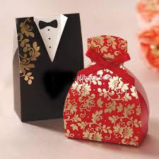 China Gold Laser Paper Personalized Wedding Party Favor Boxes With Ribbon Pantone Color for sale