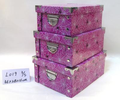 China Sturdy Recycled High Gloss Gift Boxes , Gift Storage Purple Three Fold Paper Box for sale