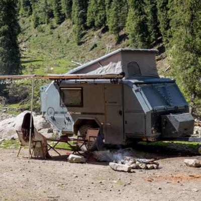 China Off Grid Trailer NJSTAR EXPLORER Trailer Expedição Acampamento Caravana Híbrida à venda