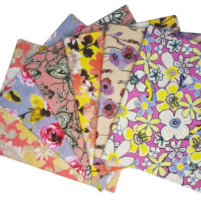 China Fat Quarters Bundles 18x21 Design Shrink-Resistant Floral Print Pre Cut Fabric Crafting Handmade Digital Printed Cotton Fabric for sale