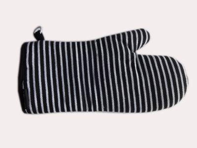 China Heavy Duty Extra Long Oven Mitts , Black &White Strip for sale