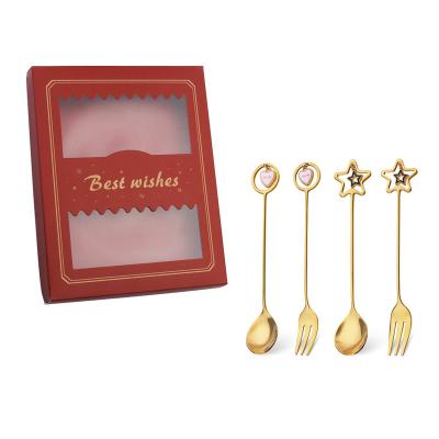 China Long Viable Creative Handle Spoon Pendant Star Heart Shaped Coffee Stirring Dessert Spoon Gift Set for sale