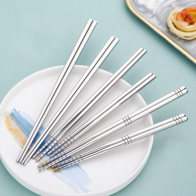 China Viable Chinese Factory Wholesale Manufacture Gift Set 18/10 Stainless Steel Travel Chopsticks for sale