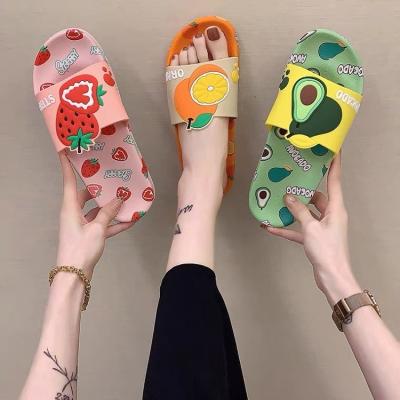 China Fashion Trend Fruit Slippers Women's New Summer Wear Korean Casual Indoor Soft Bottom Flip Flops Fashion Strawberry Sandals And Slippers for sale